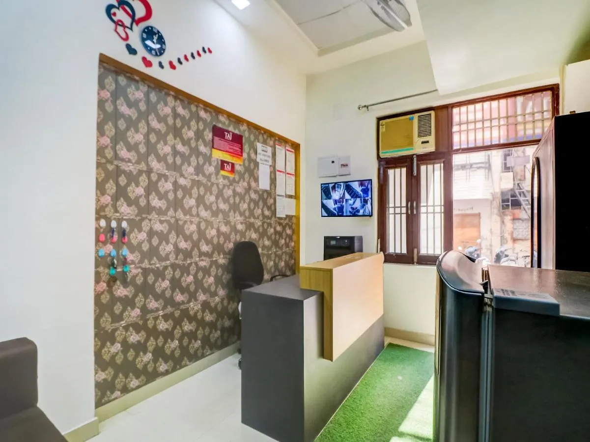 Oyo 74060 Taj Residency Hotel New Delhi