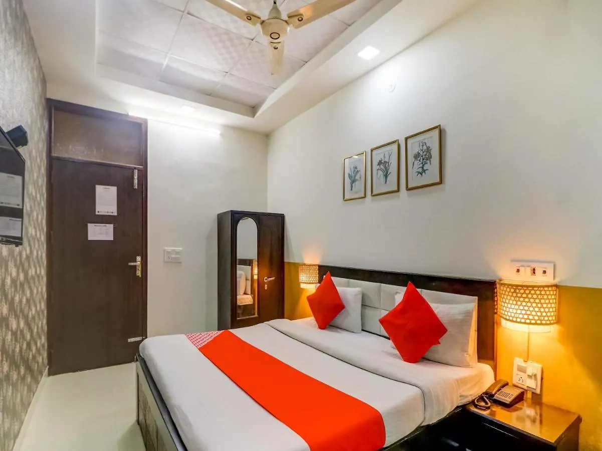 Oyo 74060 Taj Residency Hotel New Delhi India
