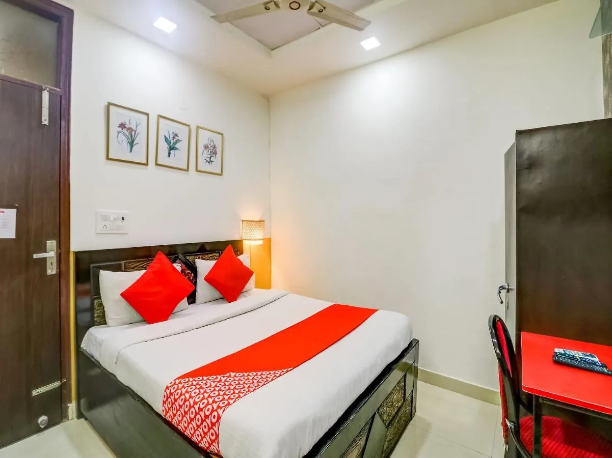 Oyo 74060 Taj Residency Hotel New Delhi